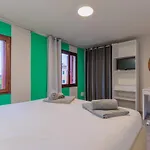 5 Min Dal Centro - Ca'lea - Pensión